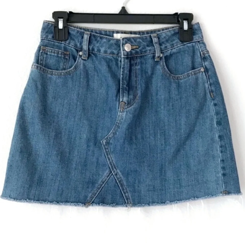 Pacsun Denim Frayed Raw Edge Hem Dark Wash Jean Mini Skirt 25